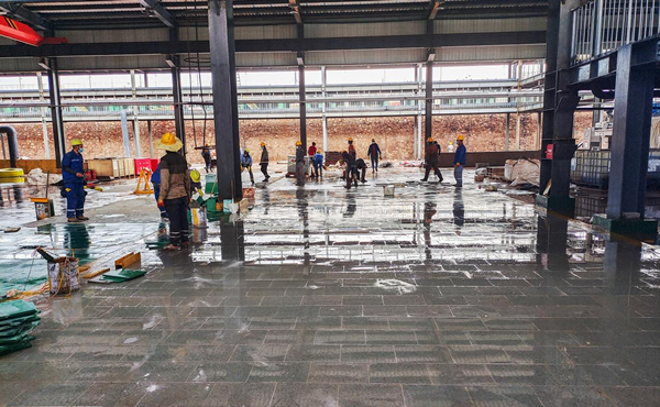 海外項(xiàng)目現(xiàn)場施工的TDN高分子材料復(fù)合板